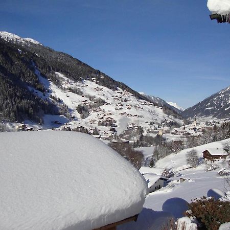 Haus Am Buehel Apartment Gaschurn Bagian luar foto